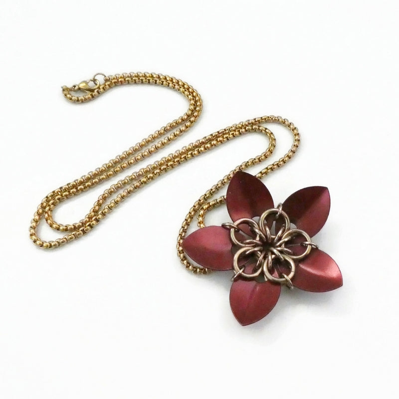 Burnt Champagne Scale Flower Necklace