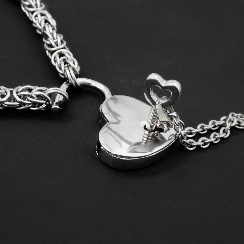 Stainless Steel Collar Necklace Set with Working Heart Padlock